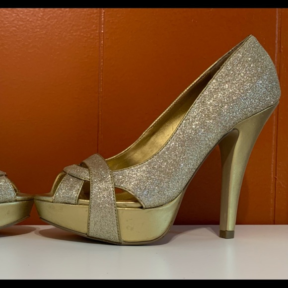 G by Guess Gold Glitter Platform Stiletto Shoes - Picture 2 of 9